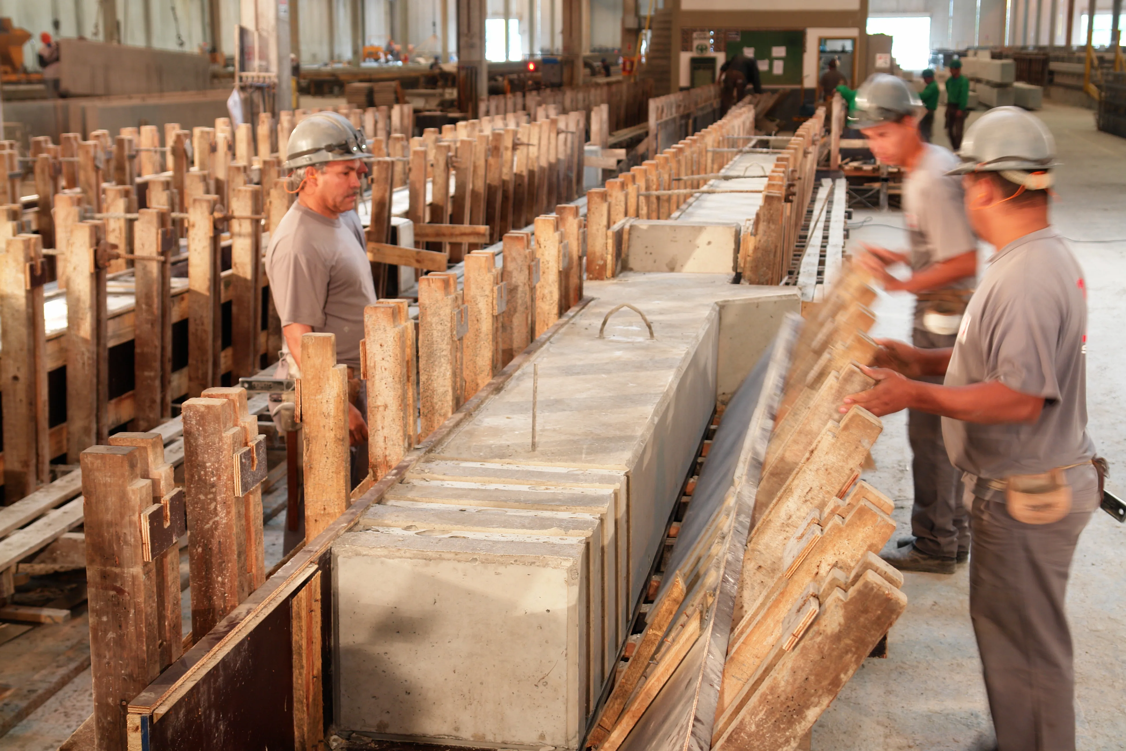 produção pre moldados--rio de janeiro-RJ-capacidade produtiva-qualidade-disponibilidade-industrialização da construção-civil