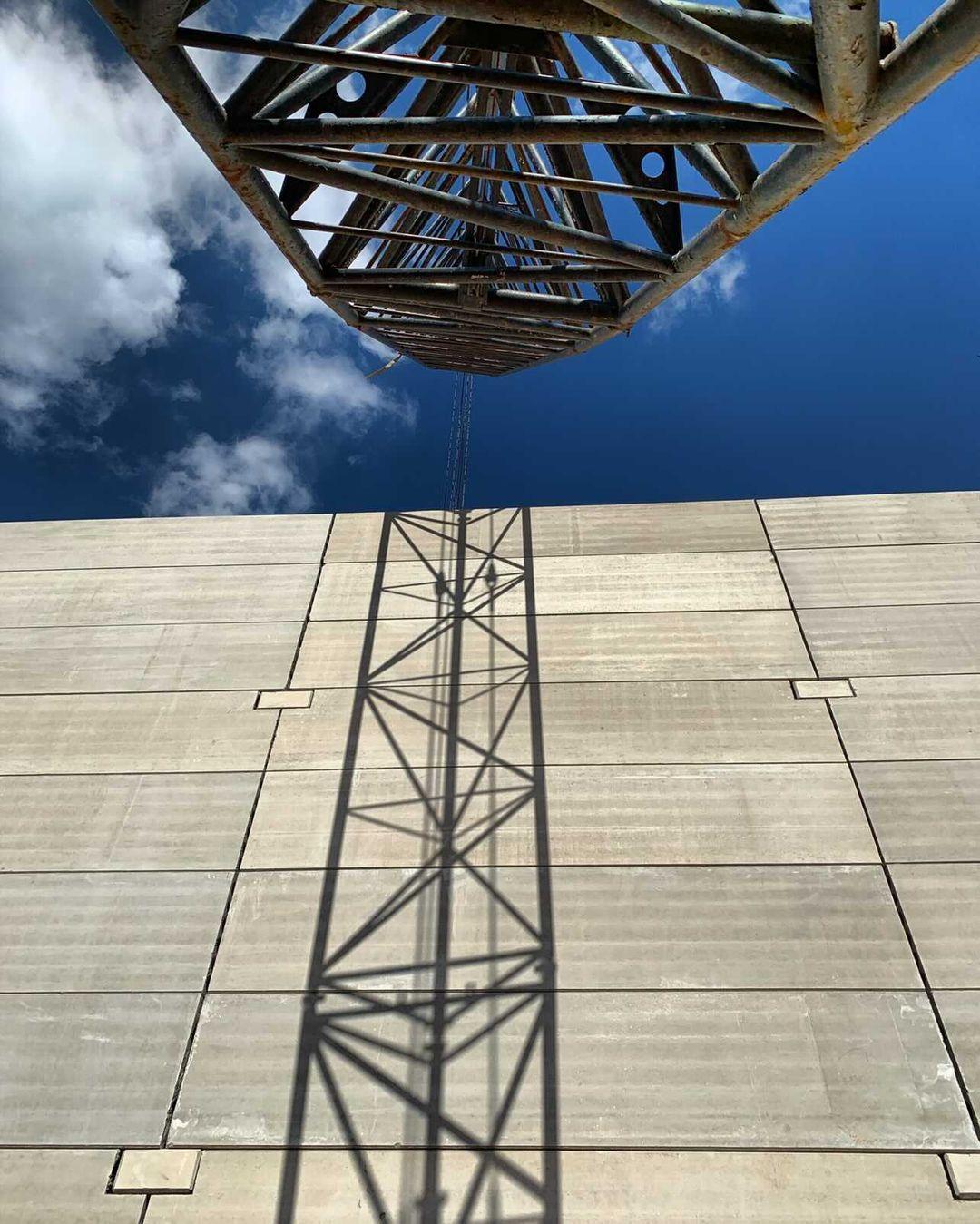Painel alveolar em concreto pré-fabricado Cassol, garantindo eficiência, durabilidade e resistência.