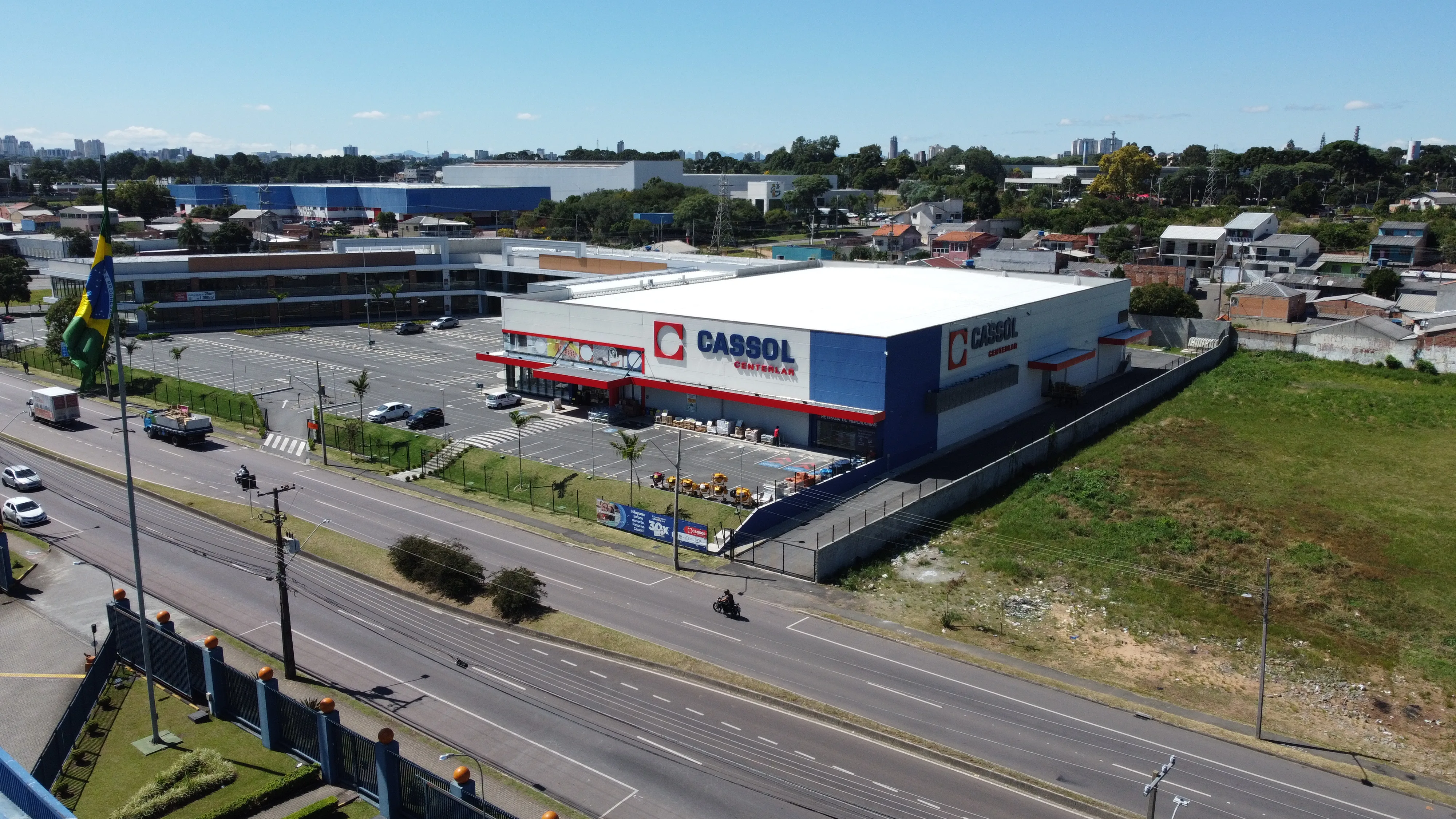 Soluções robustas e modernas de concreto pré-fabricado para o varejo