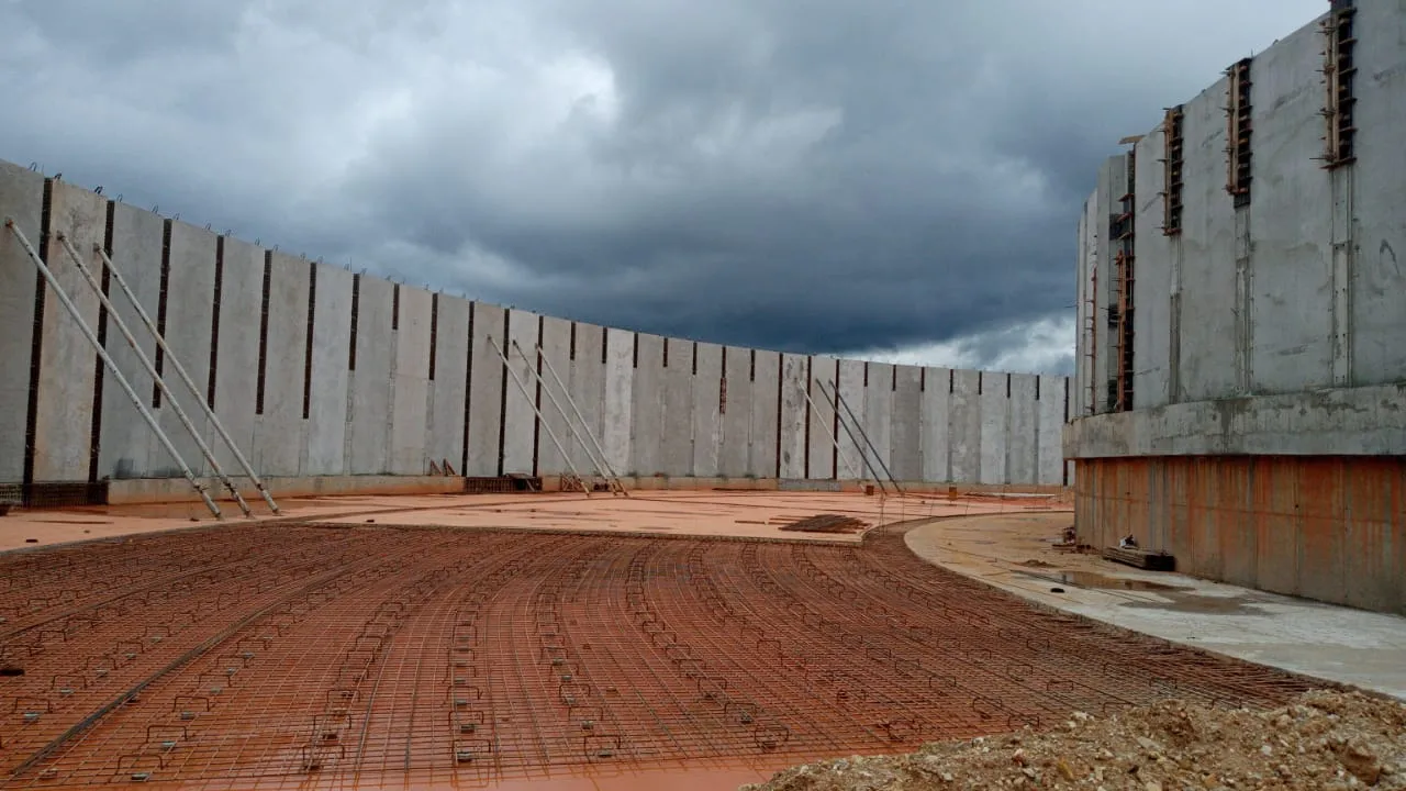 Soluções de concreto pré-fabricado para infraestrutura industrial robusta e confiável