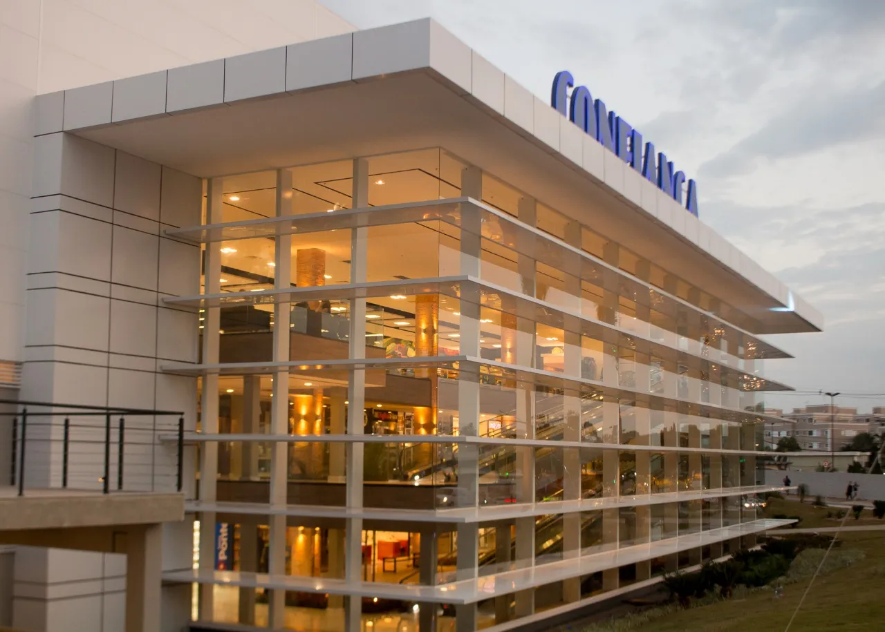 Concreto pré moldado para ambientes comerciais seguros e funcionais