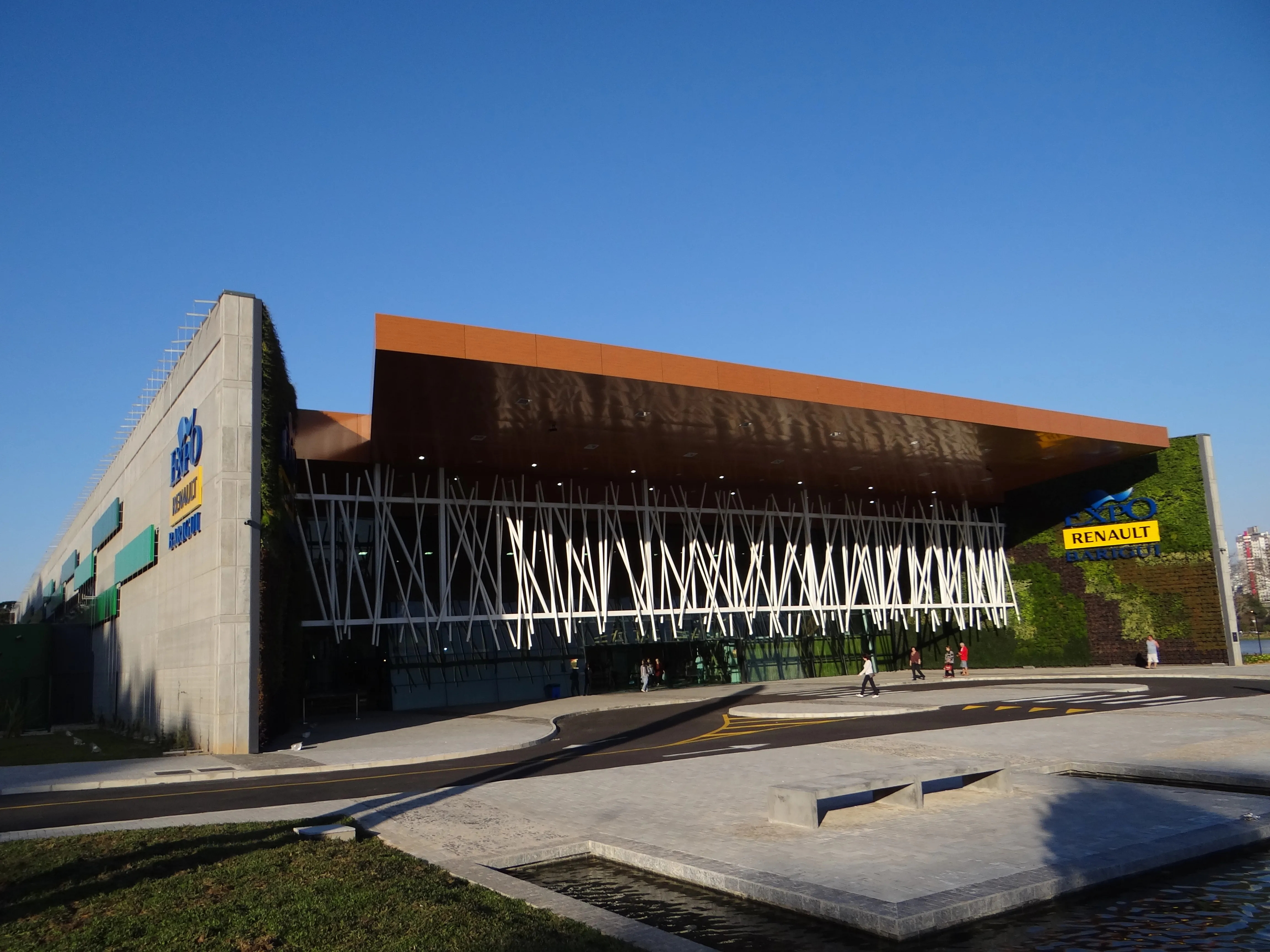 Segmento esporte e cultura Cassol Pré-Fabricados, soluções em concreto pré-fabricado para ginásios, arenas, estádios e espaços culturais com segurança e inovação