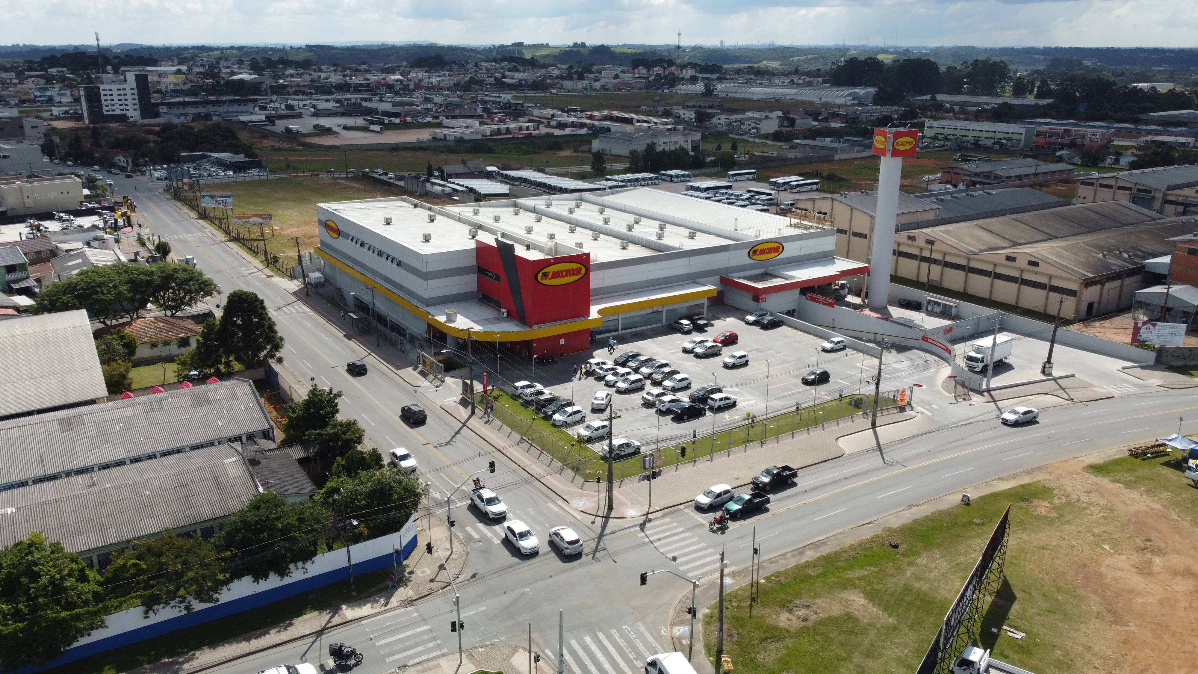 Concreto pré moldado para ambientes comerciais seguros e funcionais