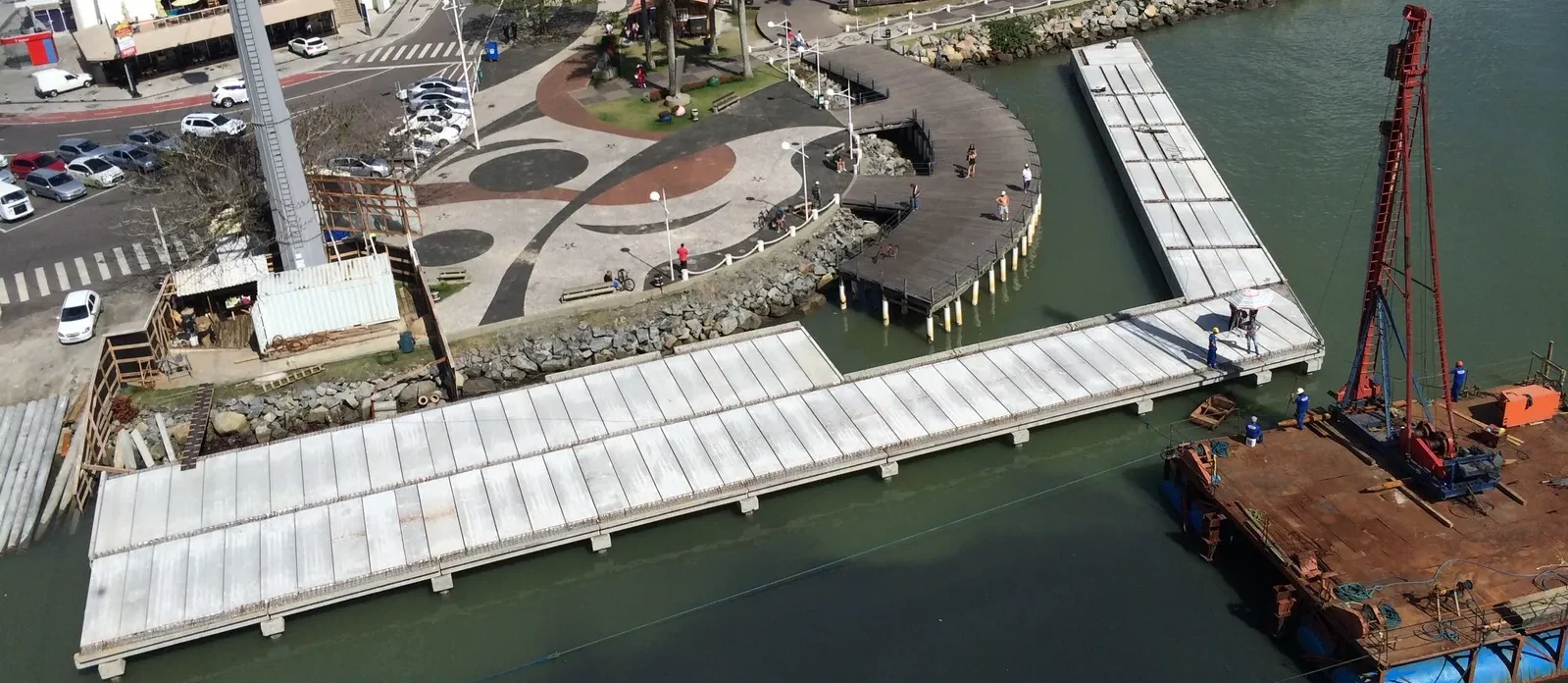 Segmento porto e costeiro Cassol Pré-Fabricados, concreto pré-fabricado para estruturas portuárias e costeiras com alta resistência e inovação técnica