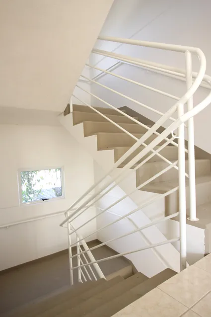 Segmento residencial Cassol Pré-Fabricados, líder em soluções de concreto pré-fabricado para construções habitacionais com qualidade e segurança